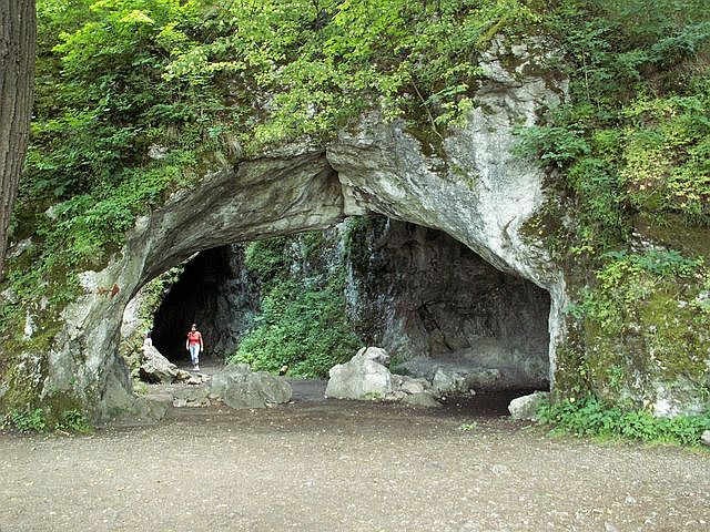 Jeskyně  Šipka
