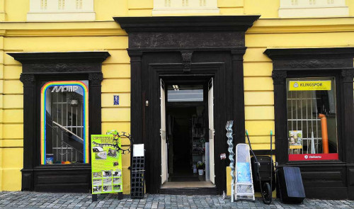 Textilní galenterie - železářství - zásilkovna Příbor