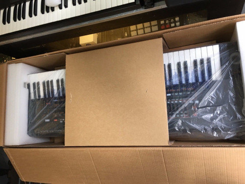 Korg PA4X 76 klíče
